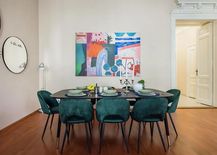 Lejlighed Art House Bold Luxe 3br Grand Views By Danube *