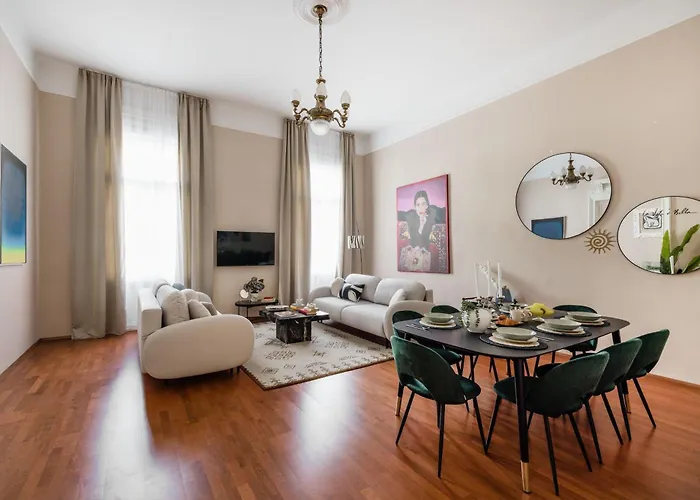Art House Bold Luxe 3br Grand Views By Danube Lejlighed Budapest