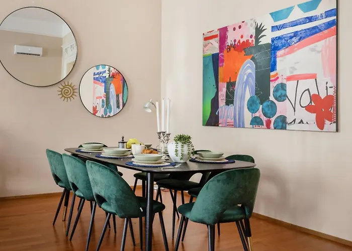 Art House Bold Luxe 3br Grand Views By Danube Lejlighed