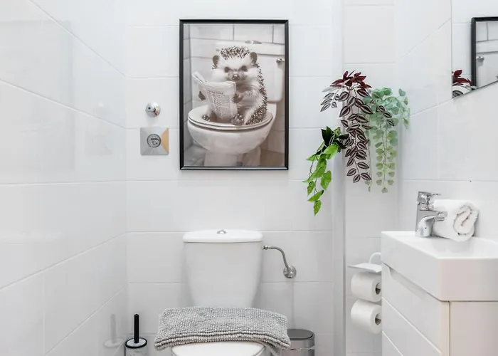 Art House Bold Luxe 3br Grand Views By Danube Budapest