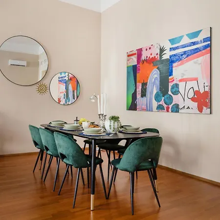 Art House Bold Luxe 3br Grand Views By Danube Lejlighed