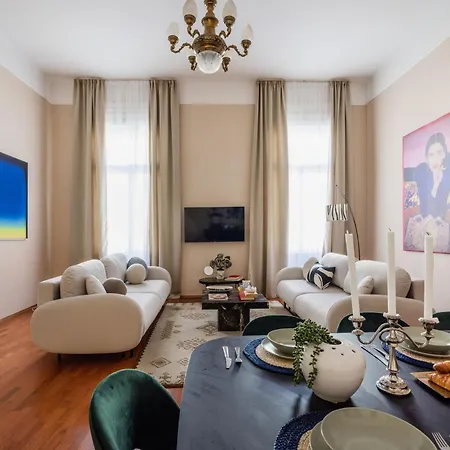 Art House Bold Luxe 3br Grand Views By Danube Lejlighed Budapest