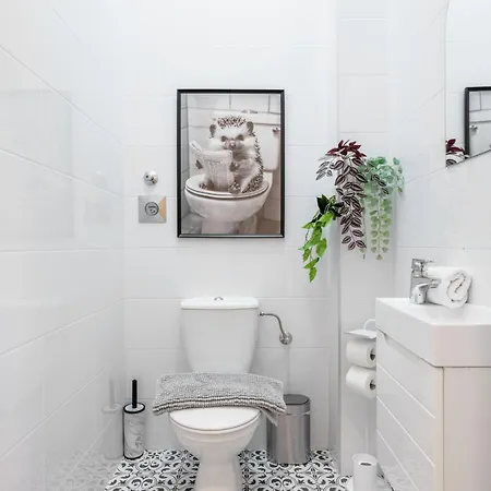 Art House Bold Luxe 3br Grand Views By Danube Budapest