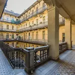 Apartament Art House Bold Luxe 3br Grand Views By Danube