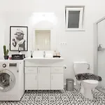 Art House Bold Luxe 3br Grand Views By Danube Apartament